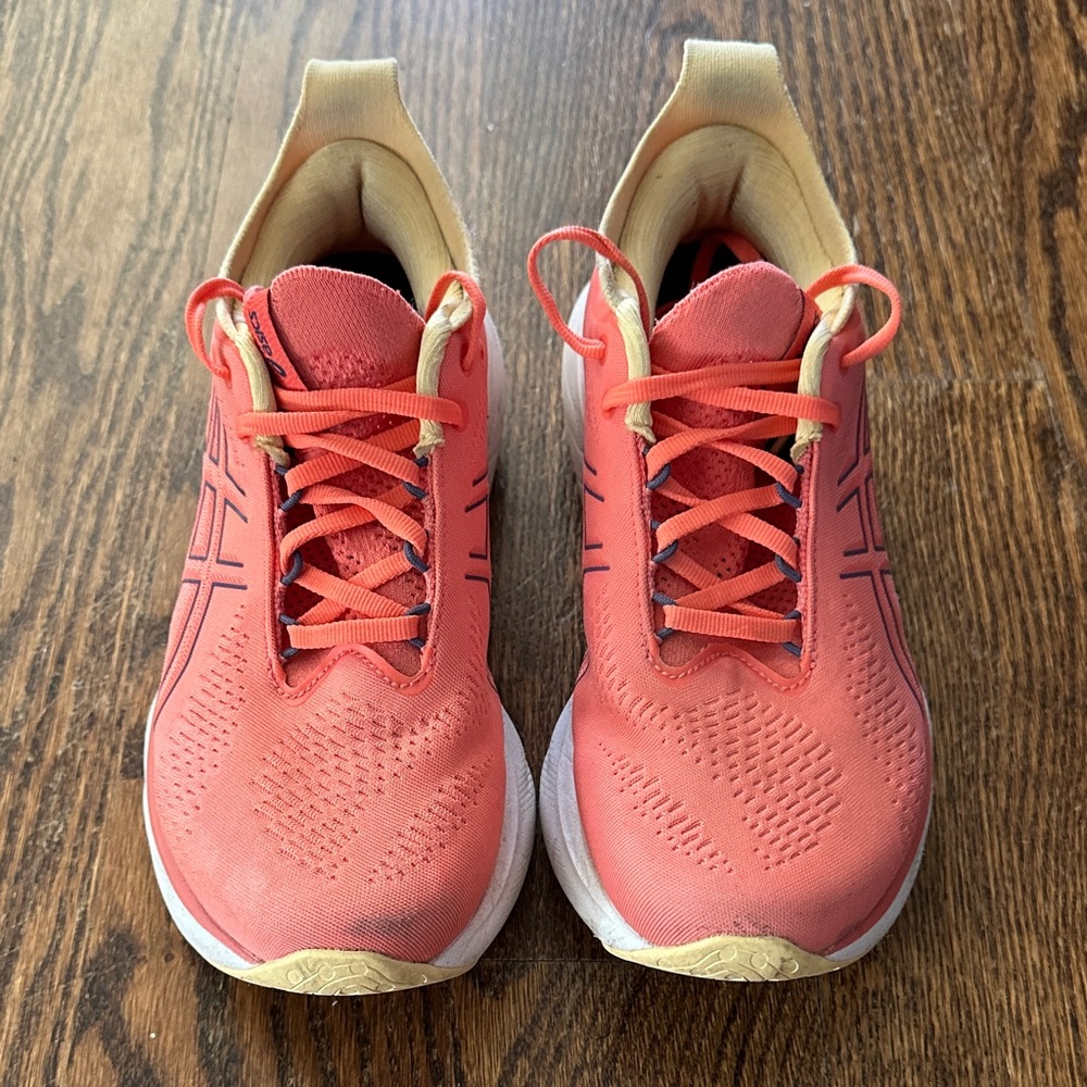 Women's Coral ASICS gel nimbus
